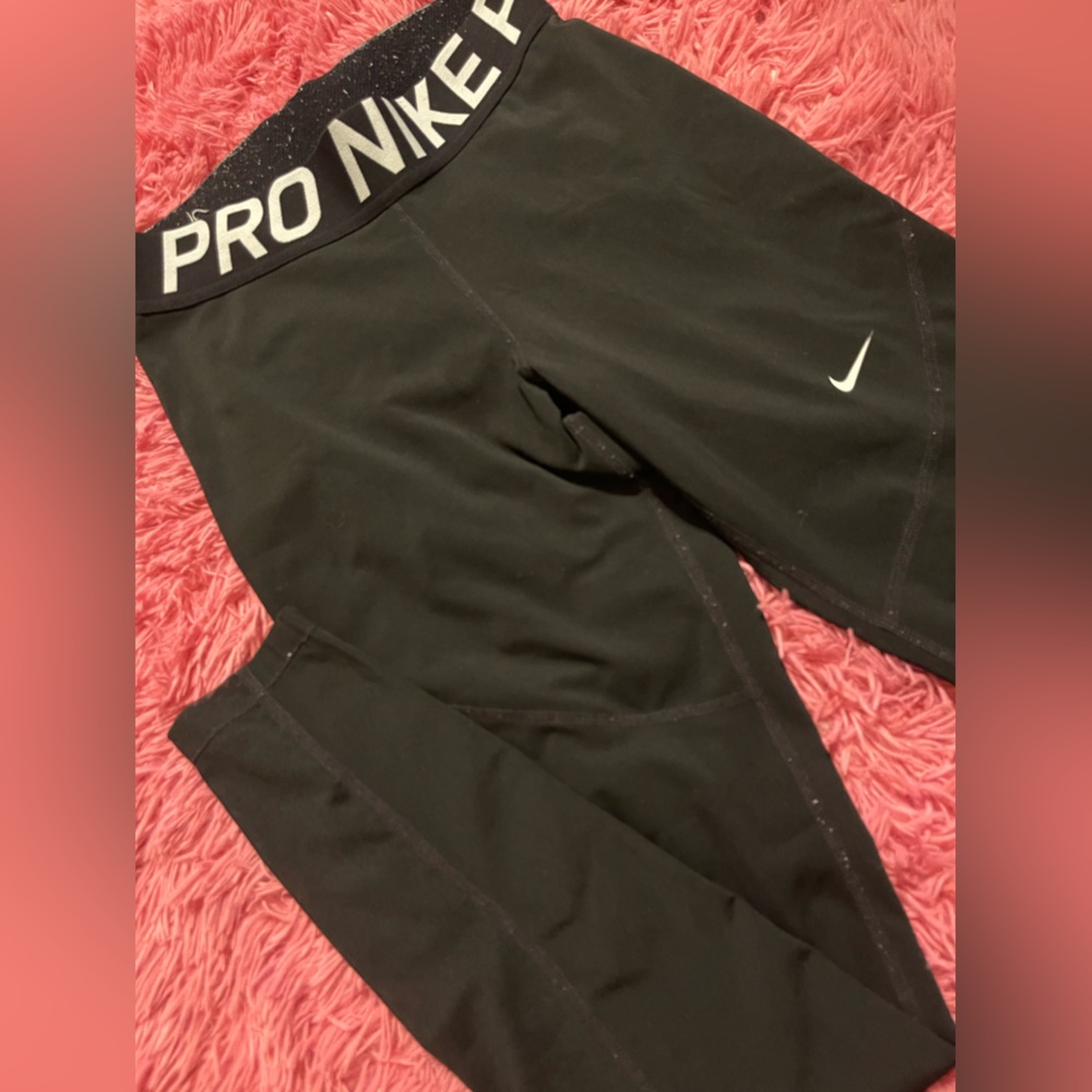 nike pro black leggings 🖤
